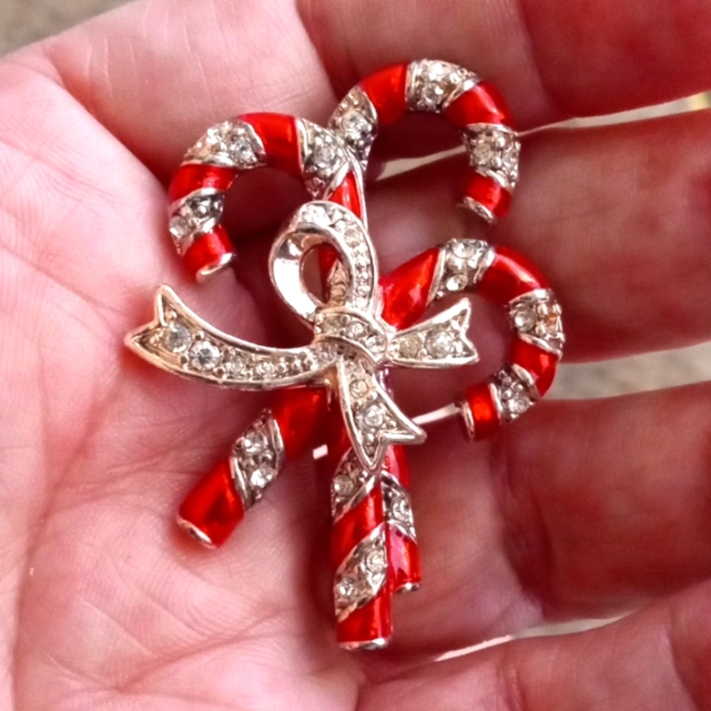 Vintage. Christmas Brooch.
